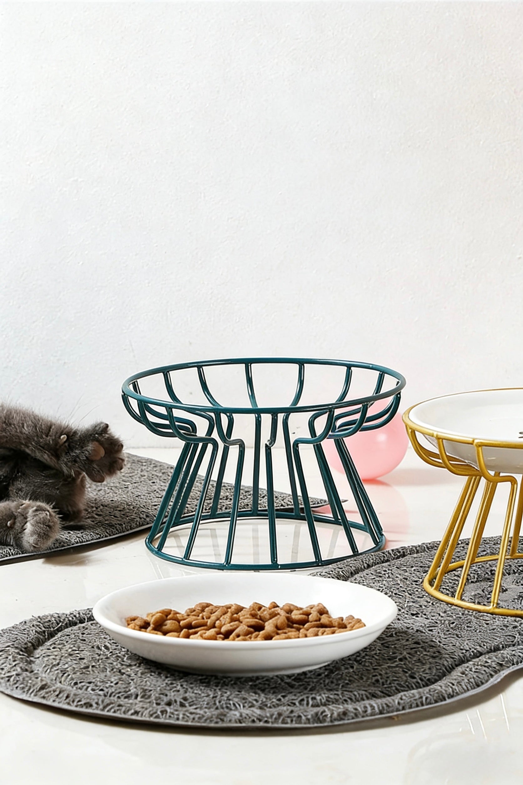 Elevated Ceramic Pet Feeder Bowl – Ergonomic, Durable, and Hygienic